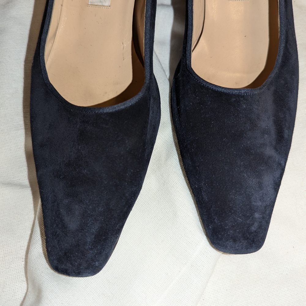 Manolo Blahnik Elegant Navy blue Suede Women's Shoes